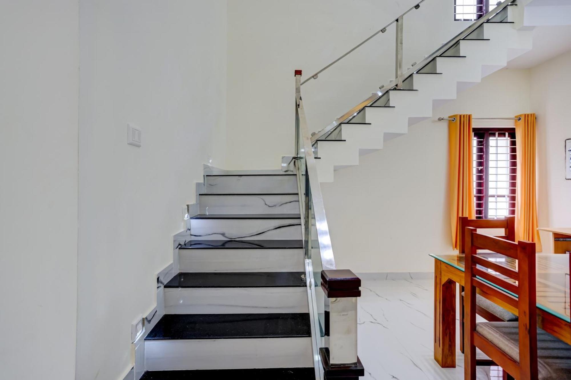 Hotel O Sivananda Homestay วาร์คาลา ภายนอก รูปภาพ